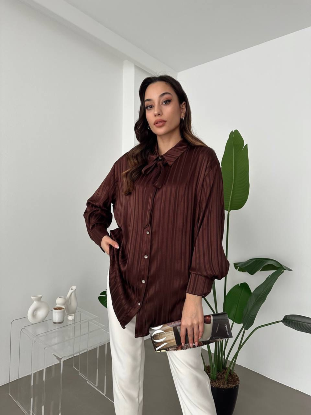 Chemise Satinée Marron – Image 2